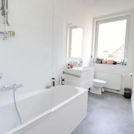 Appartement Mit 4 Nahe Duesseldorf-centre *